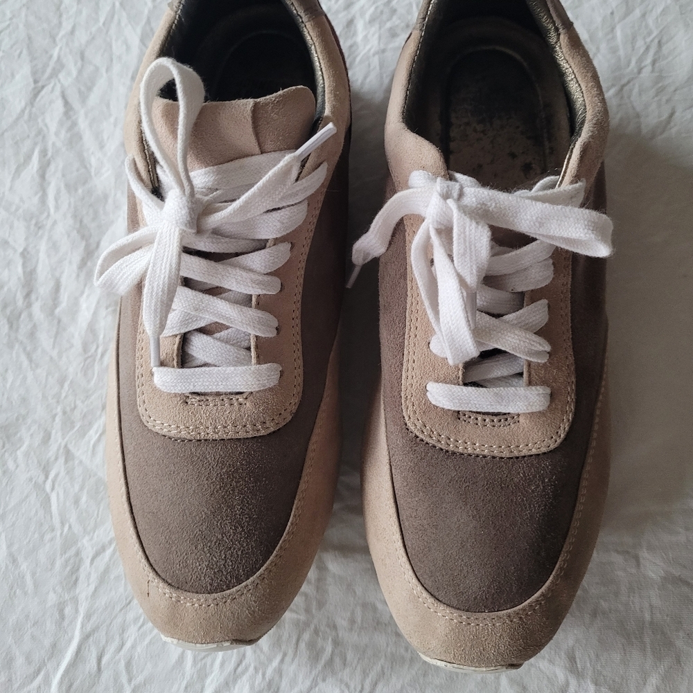 John & Murphy Stylish Women's Suede Sneakers Size 8 - Picture 2 of 8